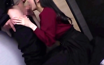 Jav Alert! Hot Japanese Girl Gets Down With Her Boyfriend And Shows Off Her Curvy Figure In The Shower